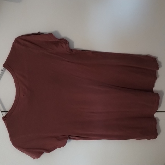 Aerie Distressed Basic Boyfriend T-Shirt - Picture 7 of 8